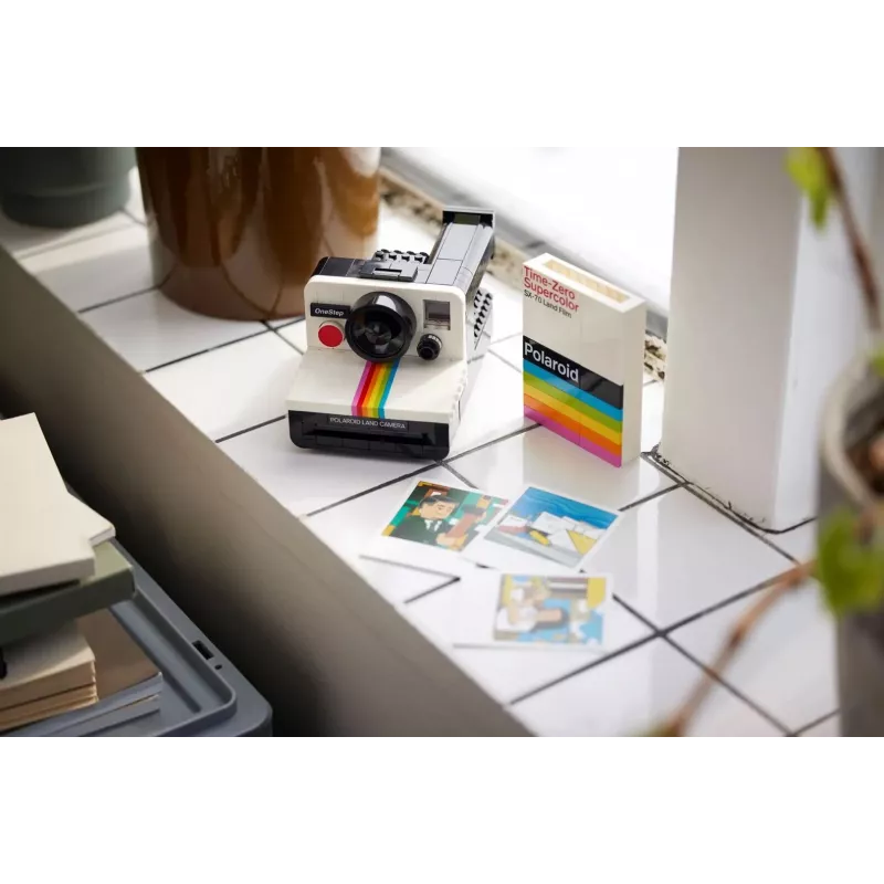 LEGO Ideas 21345 Polaroid OneStep SX-70 Camera Kit