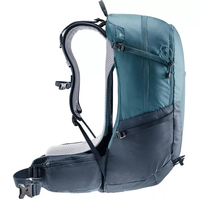 Vaellusreppu DEUTER Futura 27 — 27 l tilavuus, malli 340032113740