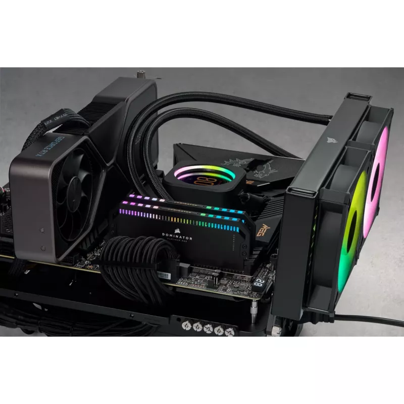 Corsair Dominator DDR5 muistimoduuli 32 GB 6000 MHz