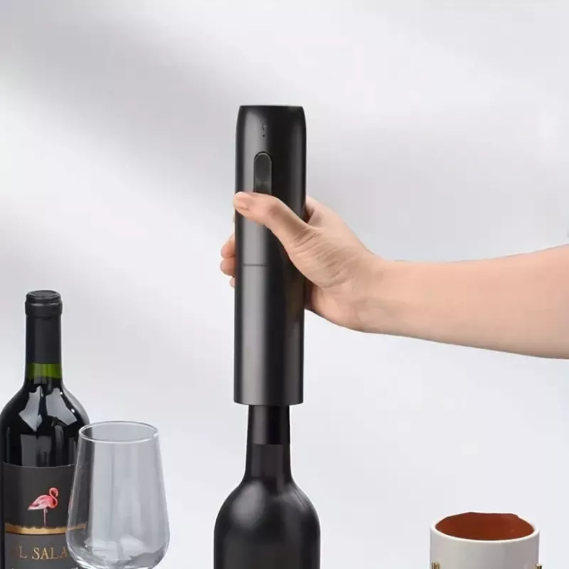 MAESTRO MR-1622 sähköinen USB-viinipullonavaaja