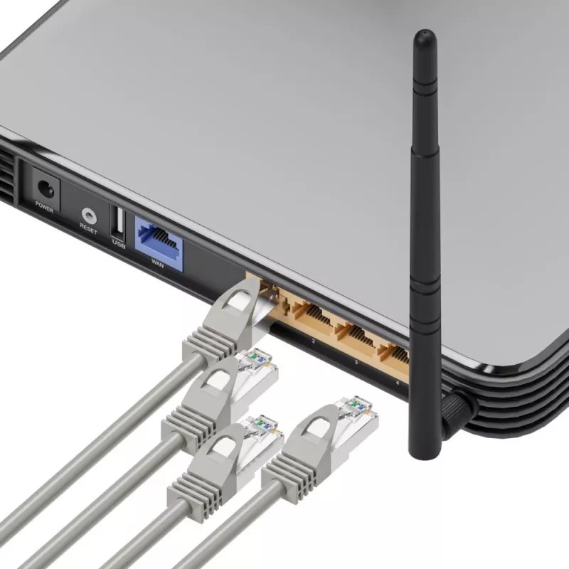 LAN-patchkaapeli Extralink Cat5e UTP 1 m, RJ-45–RJ-45, harmaa