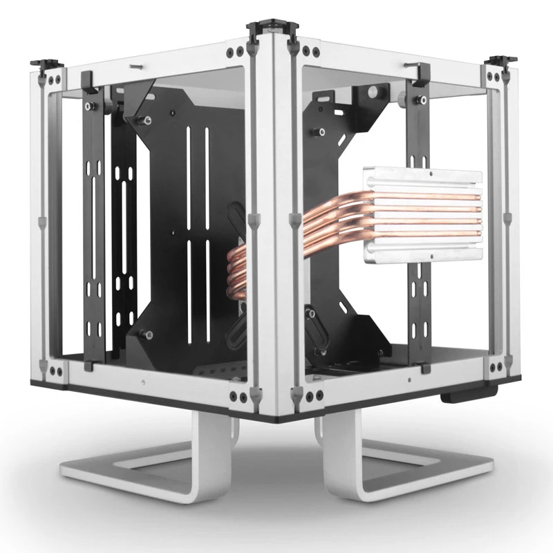 Streacom DB4 tuulettimeton kuutiokotelo + Nano 120 W virtalähde - hopea