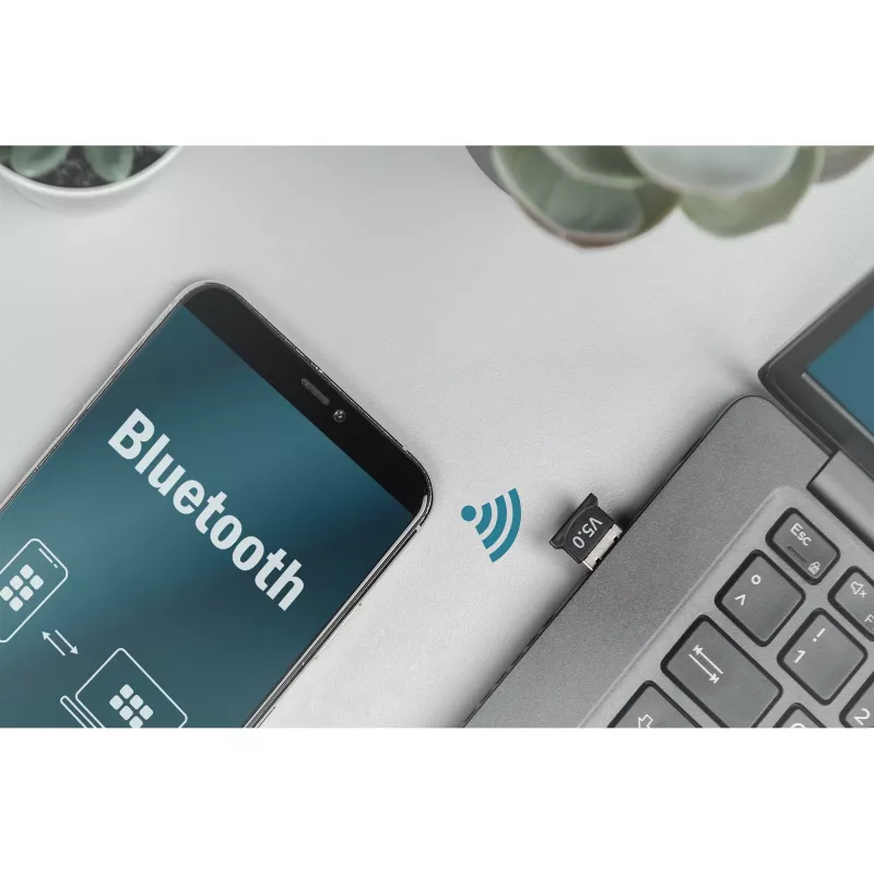 Digitus DN-30211 USB 2.0 -adapteri musta muovi kompakti muotoilu
