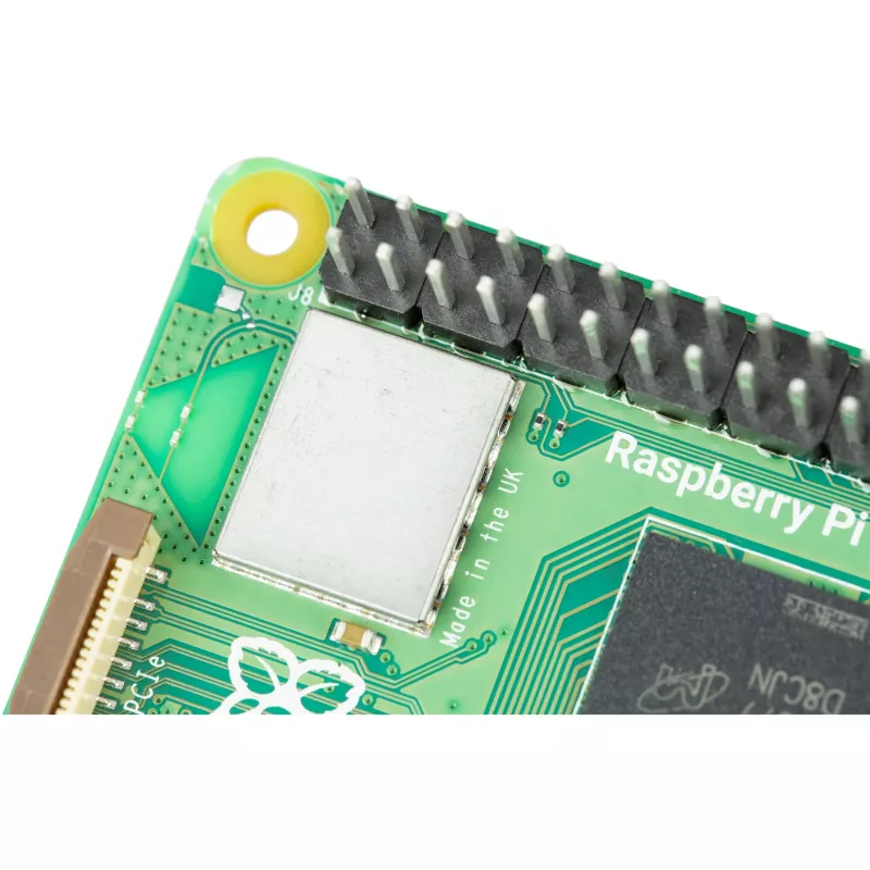 Yhden piirilevyn tietokone Raspberry Pi 5 kehitysalusta — 2400 MHz Arm Cortex-A76, jopa 16 GB LPDDR4x, MicroSD, USB 3.2, Wi‑Fi 5