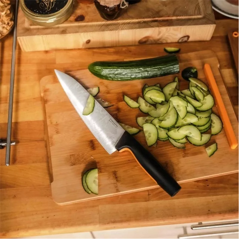 Fiskars 1057534 keittiöveitsi ruostumaton teräs 1 kpl kokkiveitsi