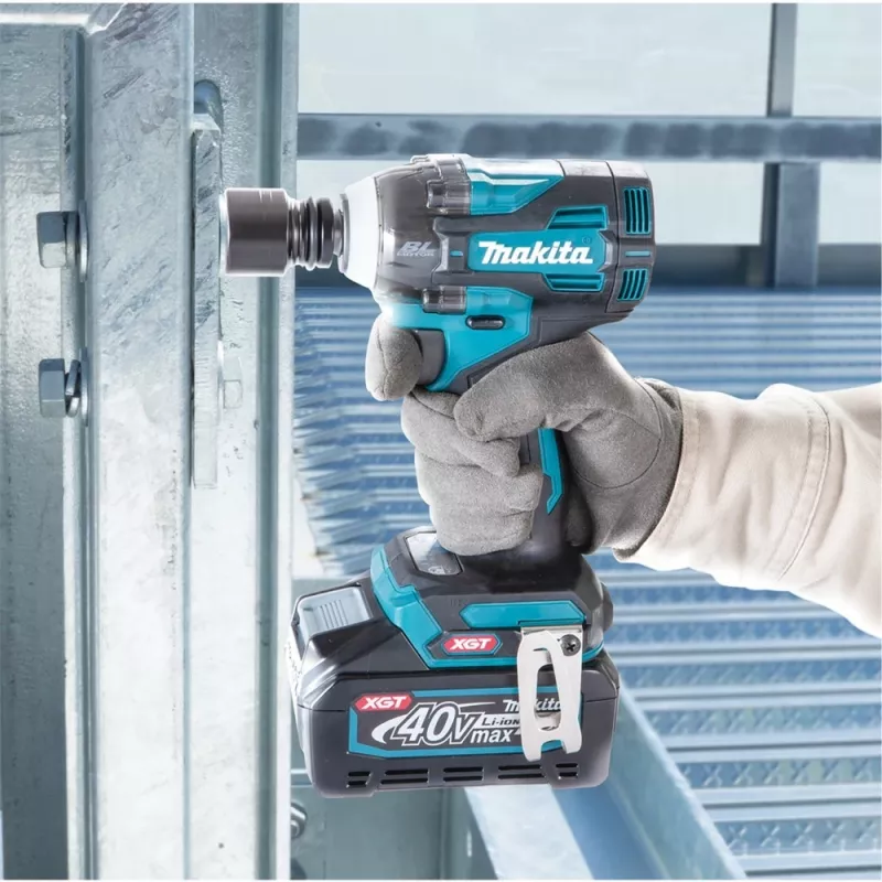 Makita TW004GZ XGT 40 V akkukäyttöinen iskuväännin, 1/2 tuumaa, 3200 kierr./min, 350 Nm, ilman akkua ja laturia, sininen/musta