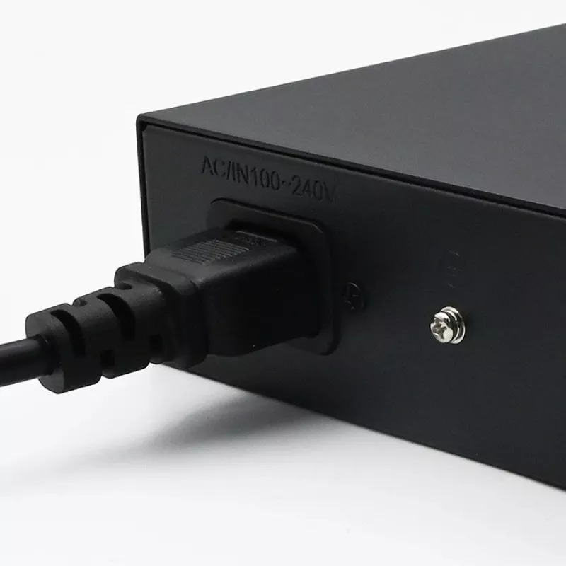 Ethernet PoE -kytkin QOLTEC 16x RJ45, 2x RJ45 uplink, 1x SFP (MPN 52291)