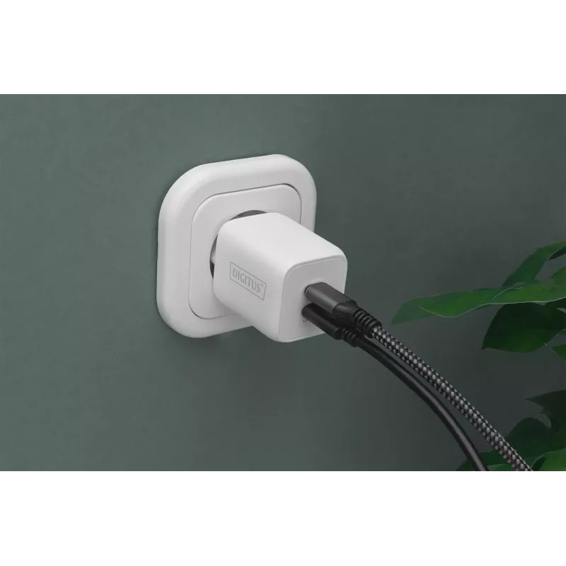 Digitus USB-C-laturi. 2-porttinen. 65W GaN