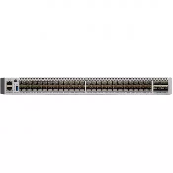 Catalyst 9500 48-porttia x 1/10/25G + 4-porttia 40/100G, Advantage