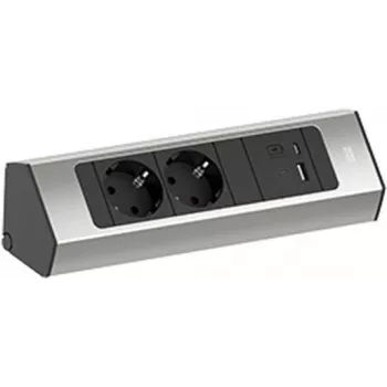 Pistorasialista Bachmann CASIA 2 2x CEE7/3-pistorasialla ja 1x USB A/C 22W