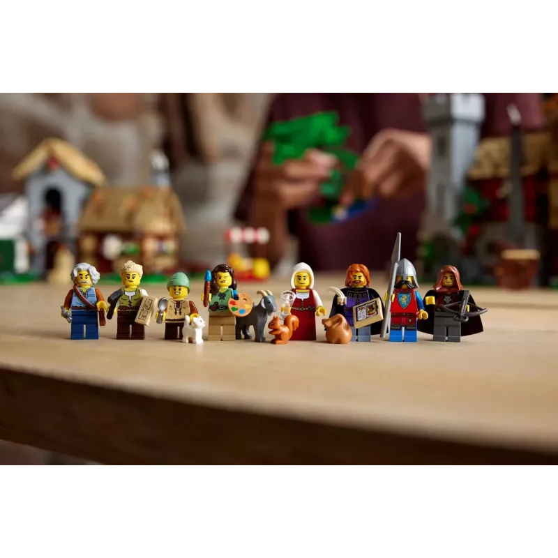 LEGO ICONS 10332 Keskiaikainen markkinapaikka