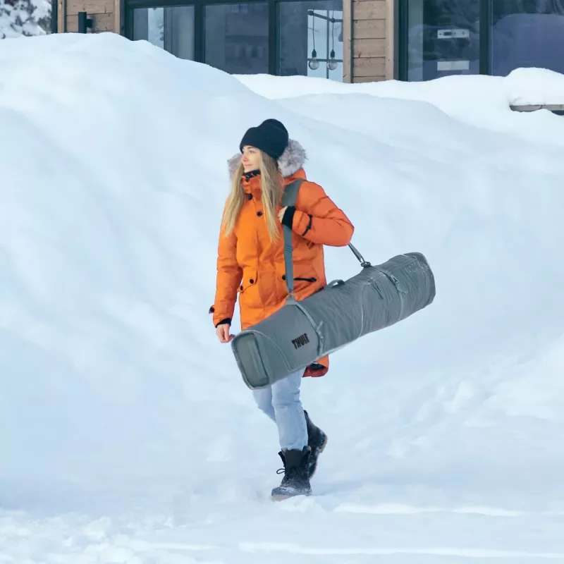 Thule Roundtrip 5166 suksilaukku, 192 cm, musta
