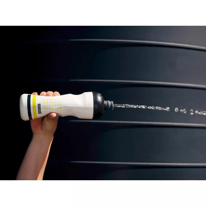 Juomapullo Sigg 6005.80 — muovinen urheilupullo 750 ml, valkoinen, 236 mm korkeus