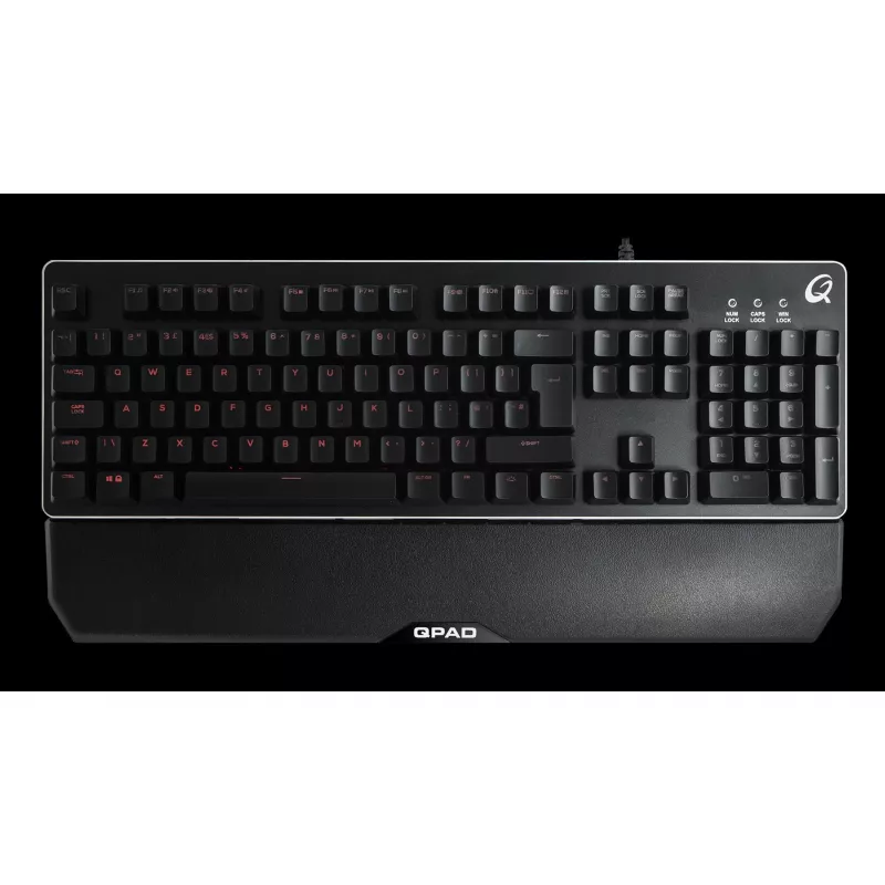 Qpad 9J.P7N81.K0G musta