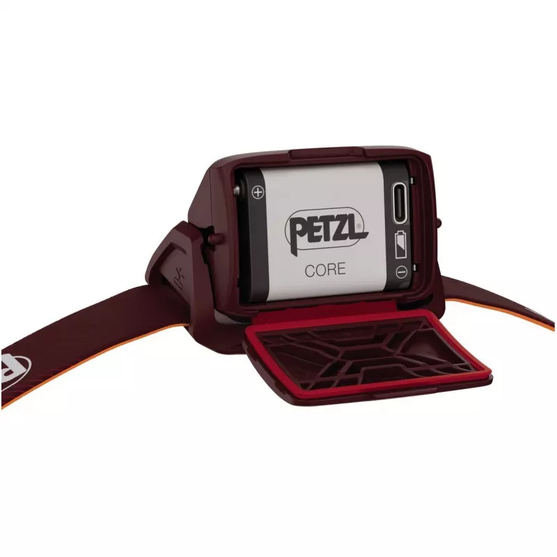 Petzl Actik Core musta otsalamppu-taskulamppu LED