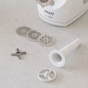 Sähköinen lihamylly SMAPP 490.8 — 2200 W, 1 nopeus, 3 reikälevyä (Ø 2,7–8 mm), valkoinen