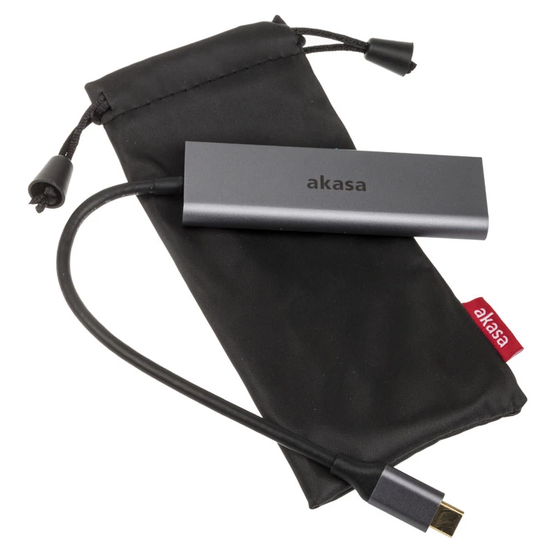 USB-keskitin Akasa USB Type-C 4 porttia -keskitin