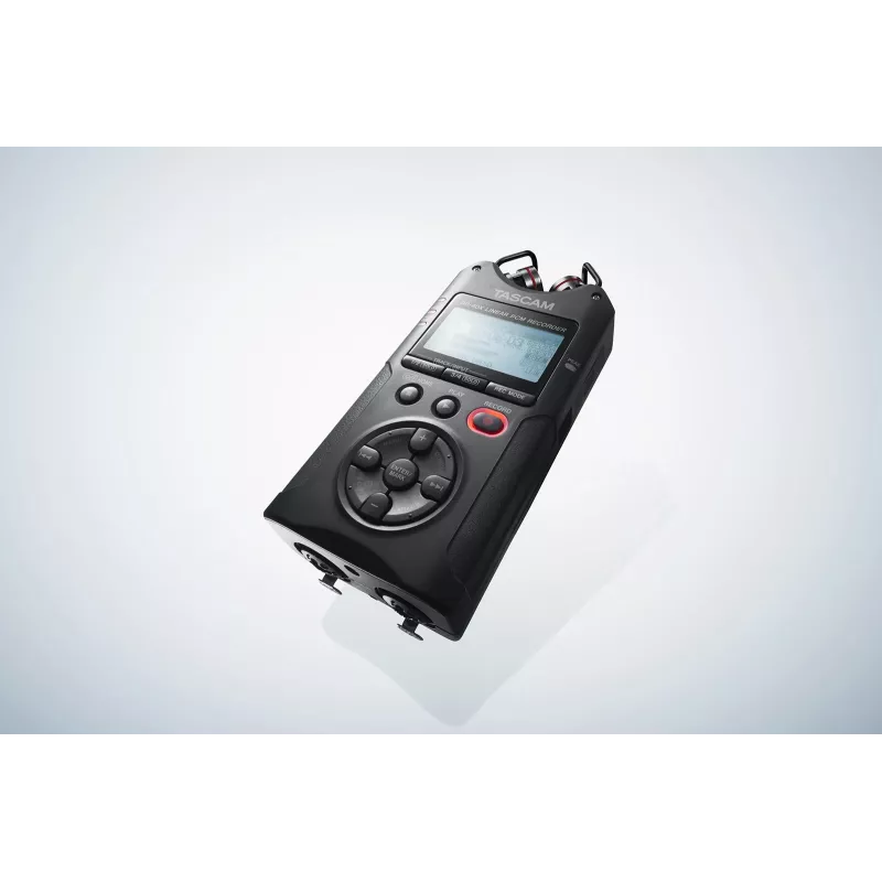 Tascam DR-40X - kannettava digitaalinen tallennin USB-liitännällä, 2 x stereoäänitys