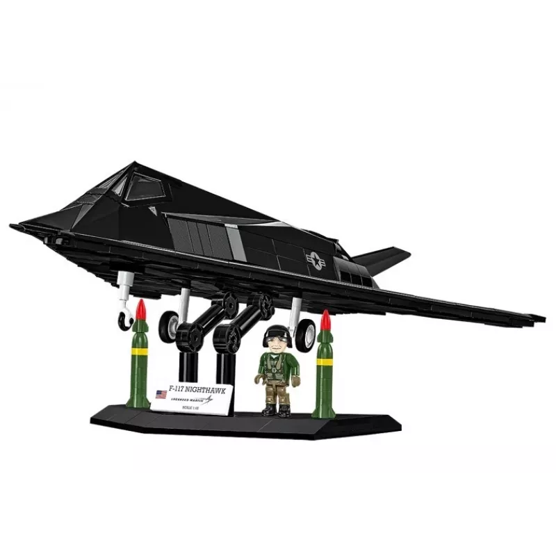 Lockheed F-117 Nighthawk rakennussarja (1:48)