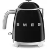 SMEG vedenkeitin (KLF05BLEU) mini 0,8L musta