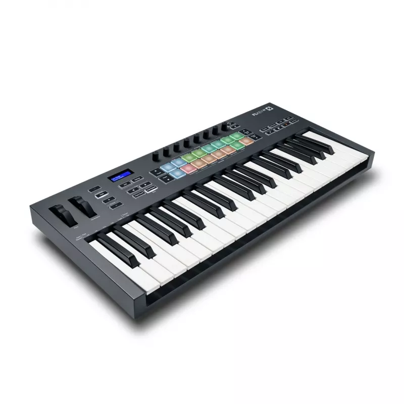 Novation FLKEY 37 - MIDI-koskettimisto erityisesti FL Studio -ohjelmistolle, 37 kosketinta.
