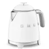 Vedenkeitin Smeg 0,8 L 1400 W valkoinen
