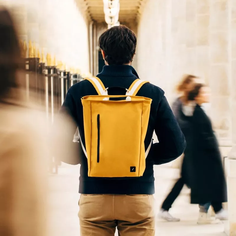 Rento reppu Native Union W.F.A Backpack keltainen 100% kierrätettyä PET-muovia