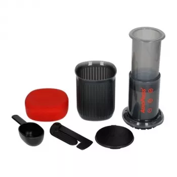 Aeropress Go Travel Coffee Press -kahvinkeitin