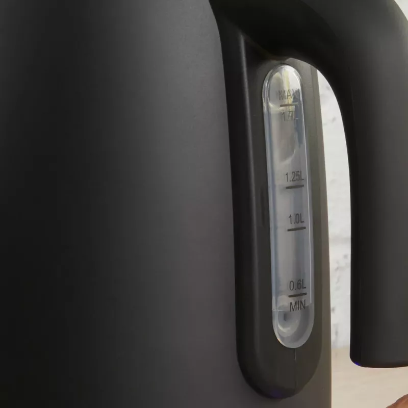 Vedenkeitin Petra 1,7 l 3 kW mattamusta