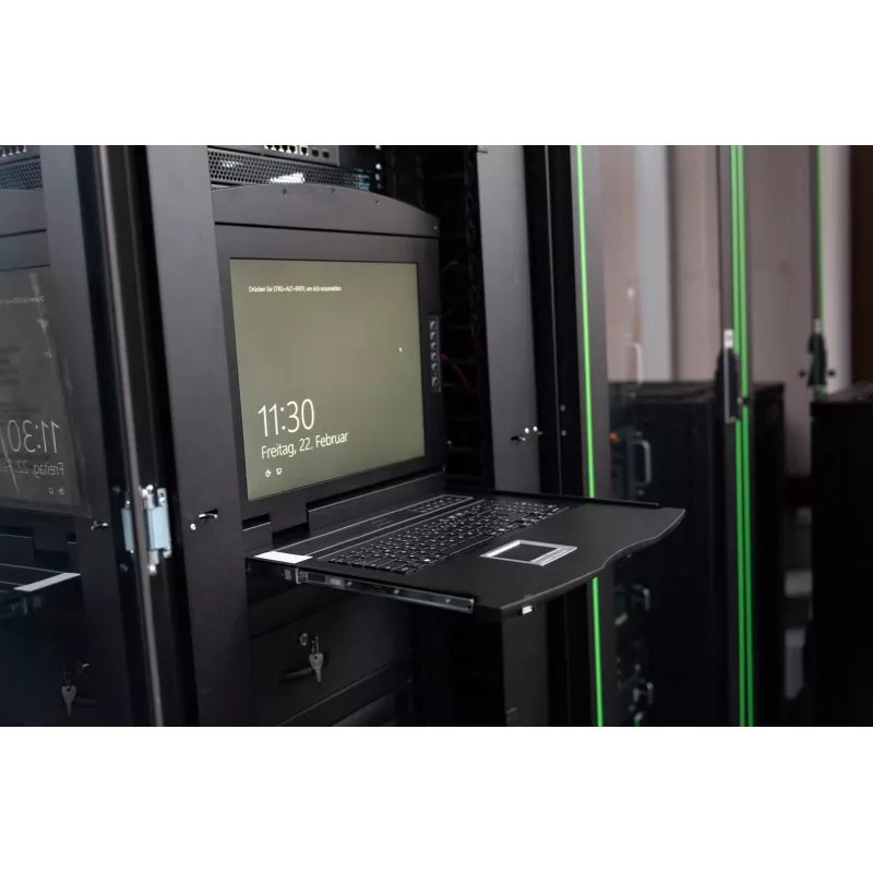 DIGITUS DS-72211-3US 19 tuuman 16-porttinen LCD KVM -räkkikonsoli