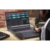 Akai MPC Studio II musiikintuotannon ohjain, sampleri, MIDI, USB, musta