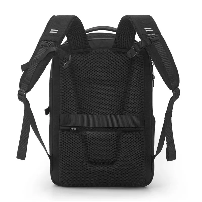Reppu XDDESIGN Bizz musta — vedenpitävä, kevyt, malli P705.931