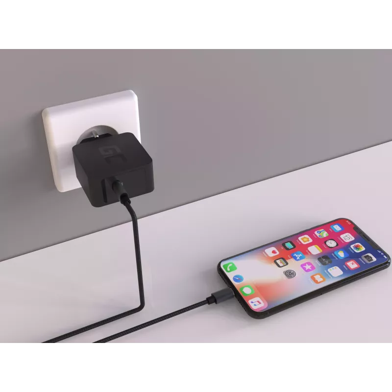 Green Cell CHAR07 mobiililaitteiden laturi musta sisäkäyttöön