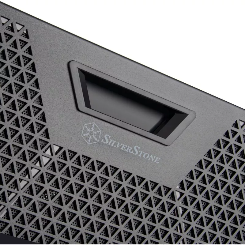 Silverstone RM51 rack musta