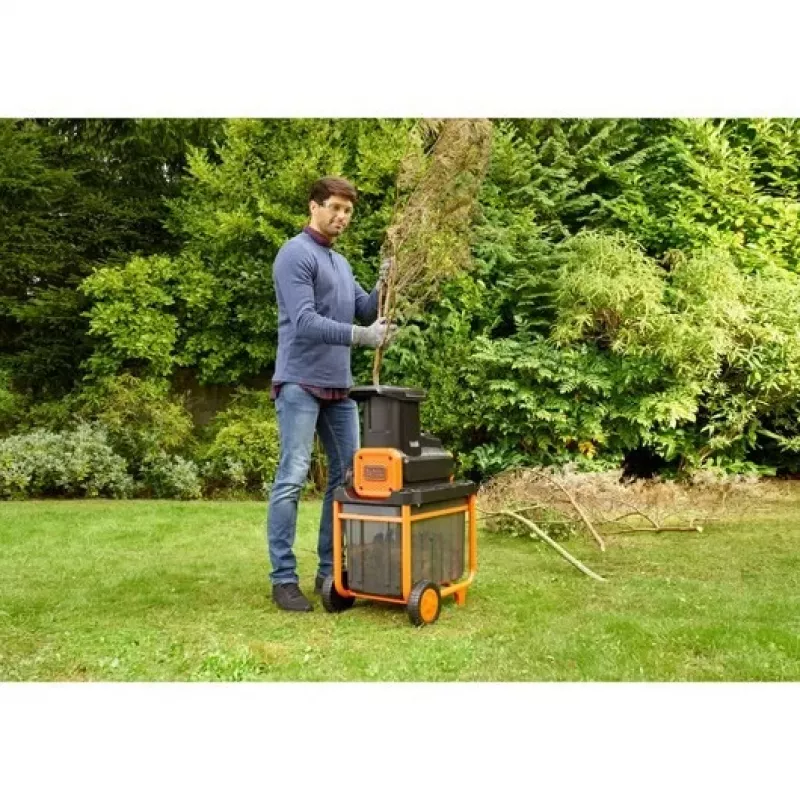 Black & Decker BEGAS5800-QS puutarhasilppuri 2800 W 45 L