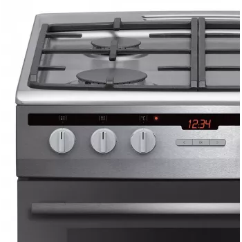 Liesi AMICA 617GES3.33HZpTaDpA(Xx) PIZZA — vapaasti seisova liesi pizzatoiminnolla