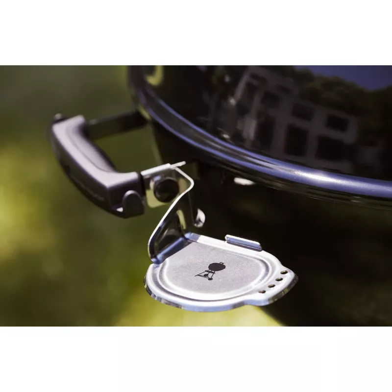 Weber hiiligrilli Master Touch GBS E-5750, 57 cm musta
