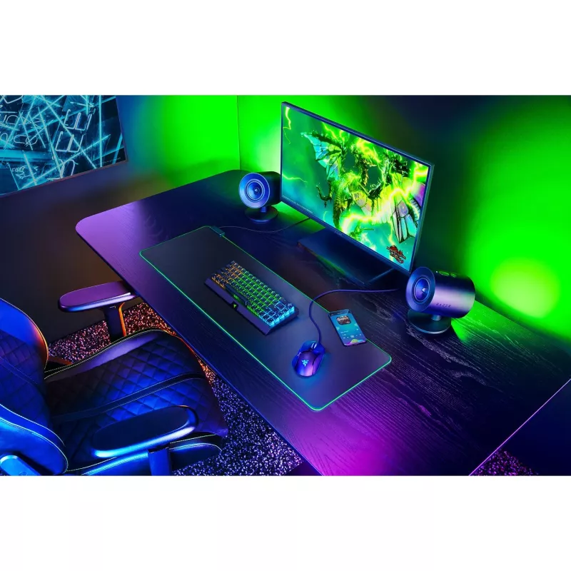 Full Range -kaiutin Razer Nommo V2 2.1-kanavainen