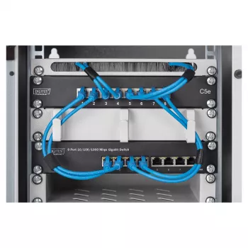 Kytkin DIGITUS 10 tuuman Gigabit Ethernet 8-porttinen hallitsematon - 8x Gigabit RJ45, rack-asennettava