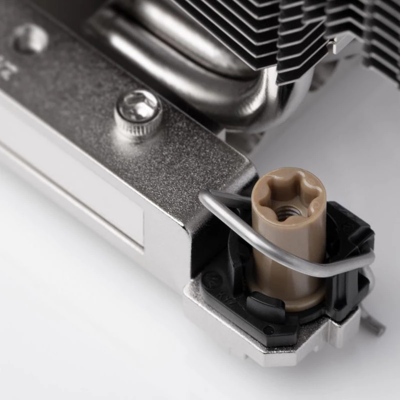 Noctua NH-U12S DX-4677 hopea