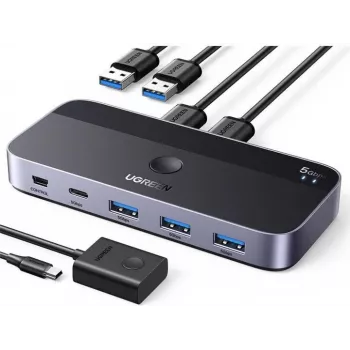 KVM USB -kytkin UGREEN CM662 2x4 lähtö, musta