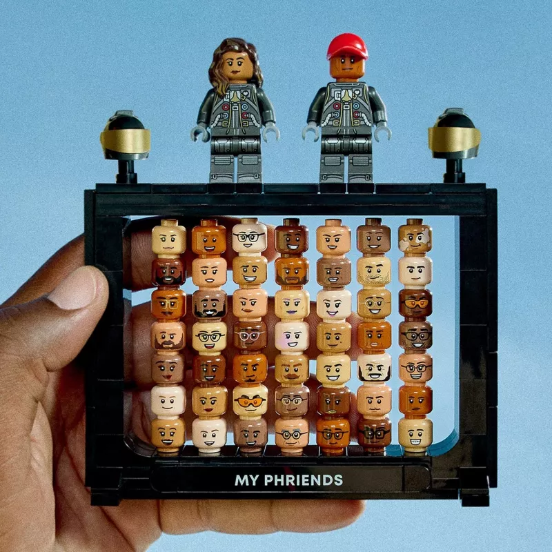 LEGO Icons 10391 Kuun yläpuolella Pharrell Williamsin kanssa