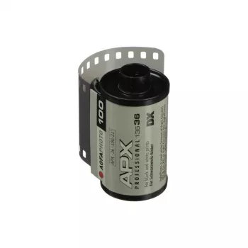 Musta-valkoinen filmi AgfaPhoto APX 100 Prof 36 kuvaa UK