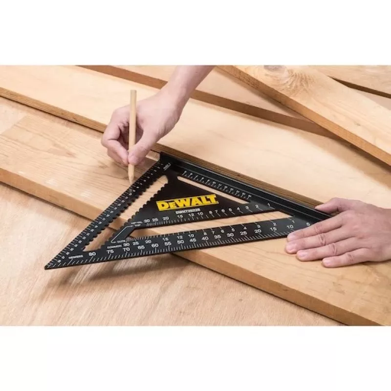 Viivain DeWALT DWHT25228-0 300 mm alumiini musta keltainen