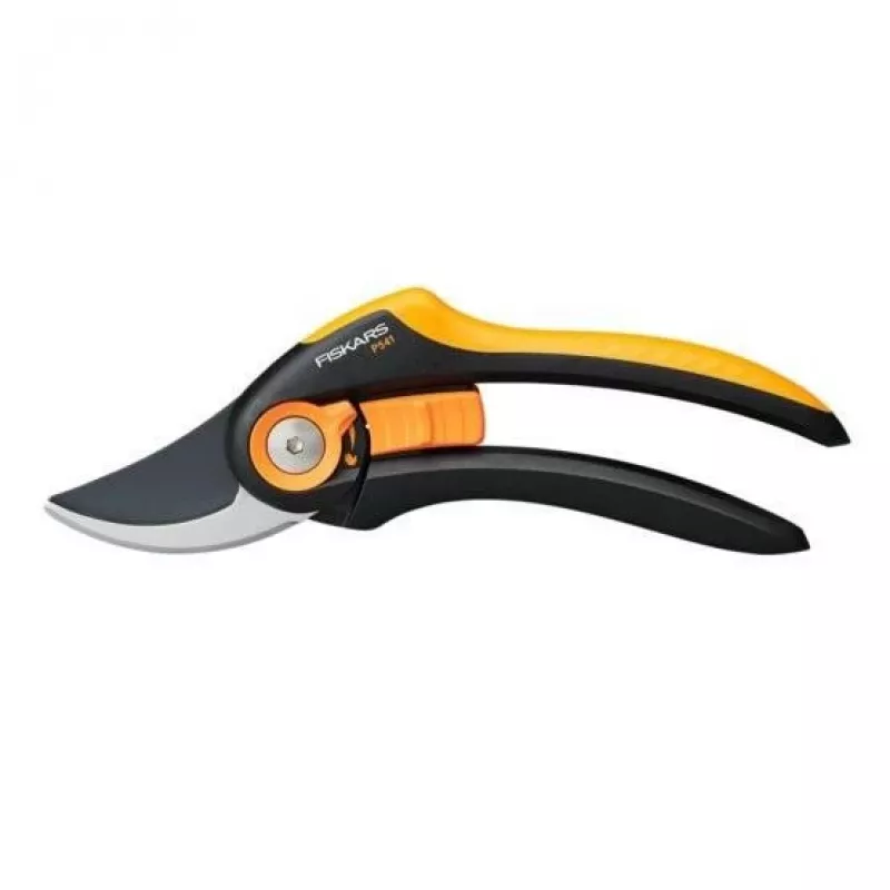 Fiskars Plus SmartFit P541 puutarhasakset ohittavat musta, oranssi
