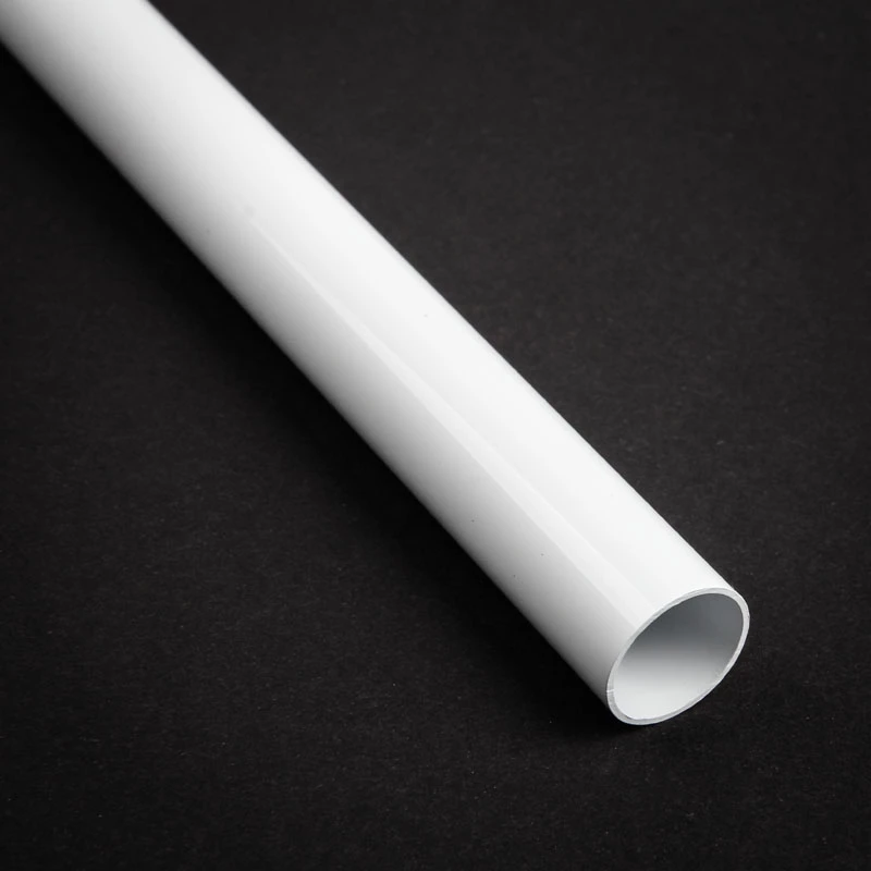 Bitspower Hardtubing 16 mm AD viistetty messinkiputki, 500 mm, valkoiseksi maalattu