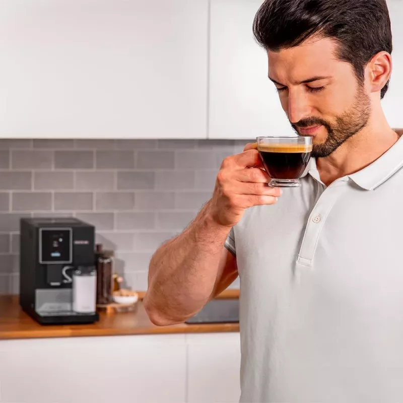 Espressokone CECOTEC Cremmaet Compactccino Connected 1460W musta