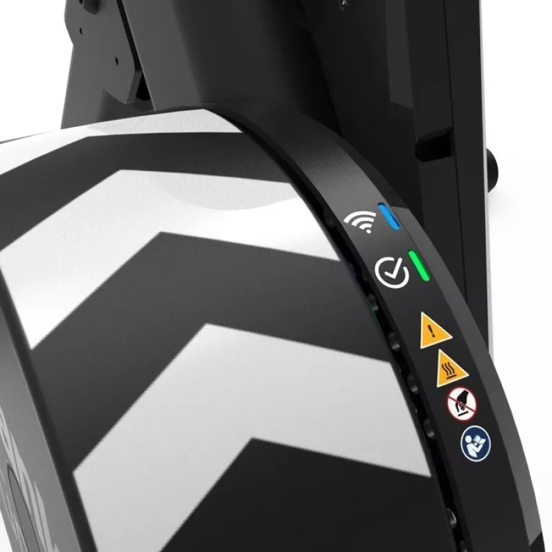 Wahoo KICKR CORE 2 -traineri (ZWIFT Cog & Click)