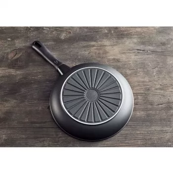 Yleispannu BALLARINI 75002-908-0 musta 20 cm