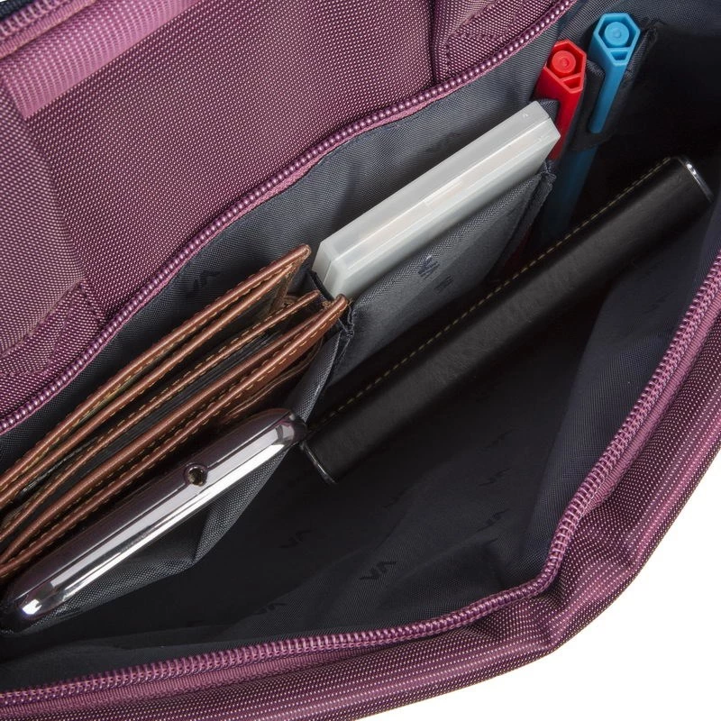 Rivacase 8231 39,6 cm (15,6) messenger-laukku violetti